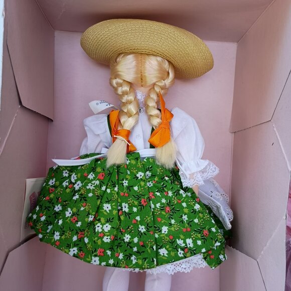 Heidi Madame Alexander Doll W Hat, Shoes 1980s Vintage 14" Tall #1580 - Picture 2 of 7